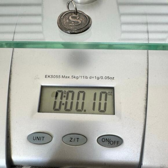 Waxing Poetic Women's Century Insignia Charm "Z" initial 925 sterling silver - Picture 3 of 3